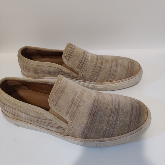 Frye Gates Print Slip On Sneakers - Picture 3 of 9